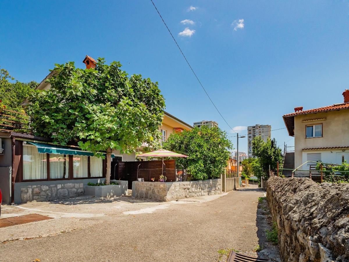 Studio Apartment "Kalina" 550 M From Sea Rijeka Exterior foto