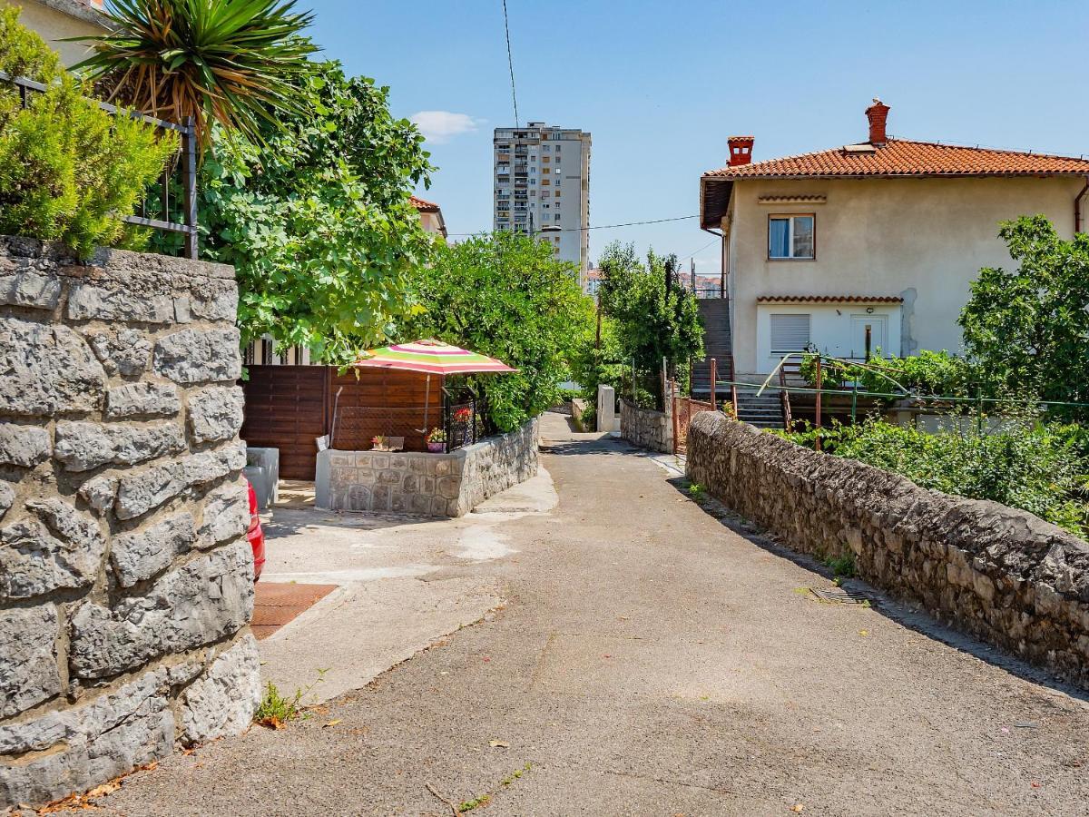 Studio Apartment "Kalina" 550 M From Sea Rijeka Exterior foto